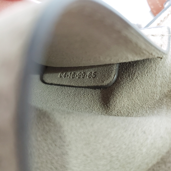 Chloé Faye Small Shoulder Bag - Picture 6 of 14